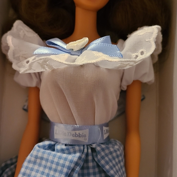 Barbie Little Debbie Series 2 II 1995 Mattel Collector’s Edition Doll New VTG - Picture 2 of 4